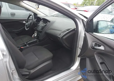 2016 Ford Focus Se z USA, uszkodzony, nr VIN 1FADP3F28GL403469